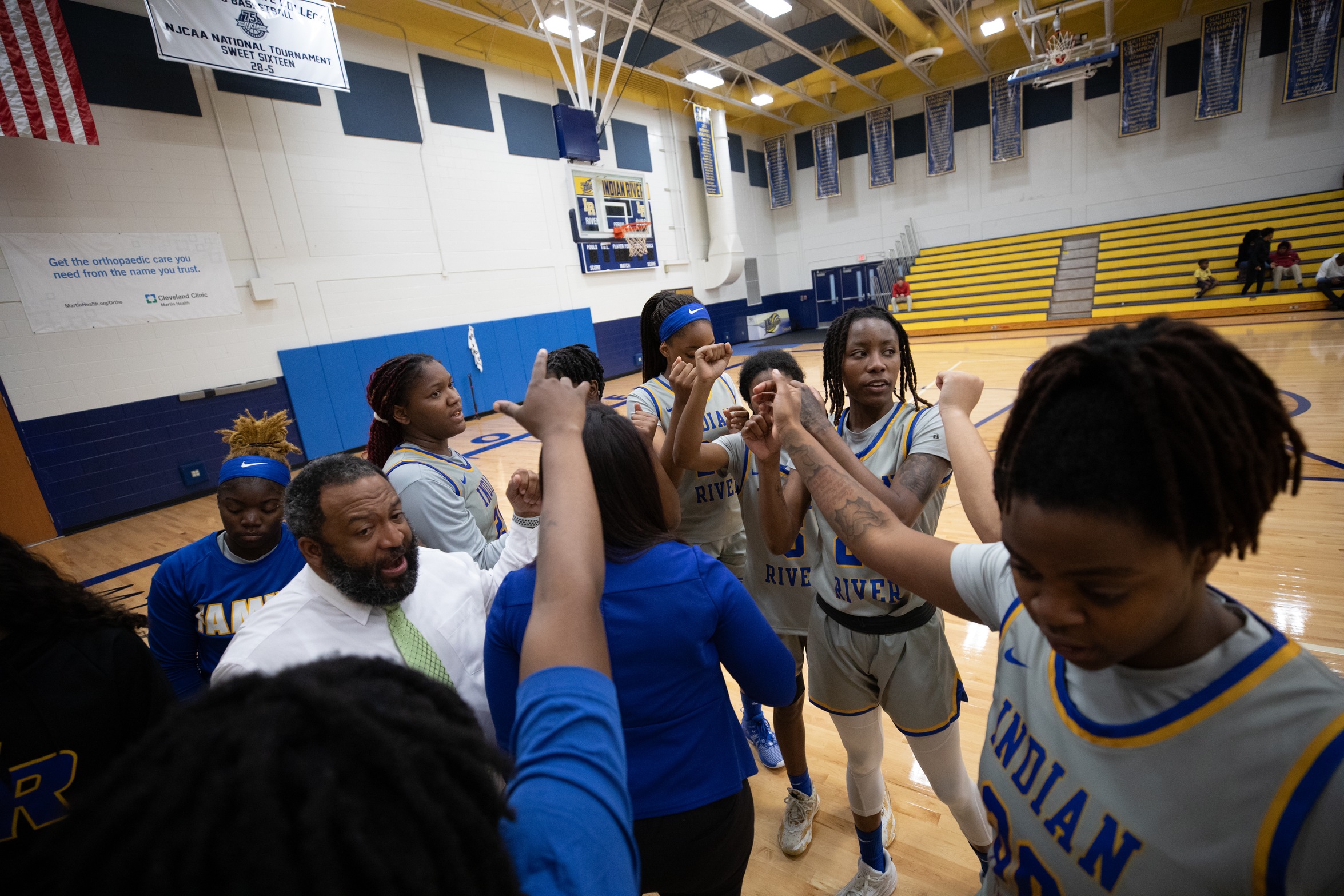 Hot Start Fuels Team Win for Women&rsquo;s Basketball