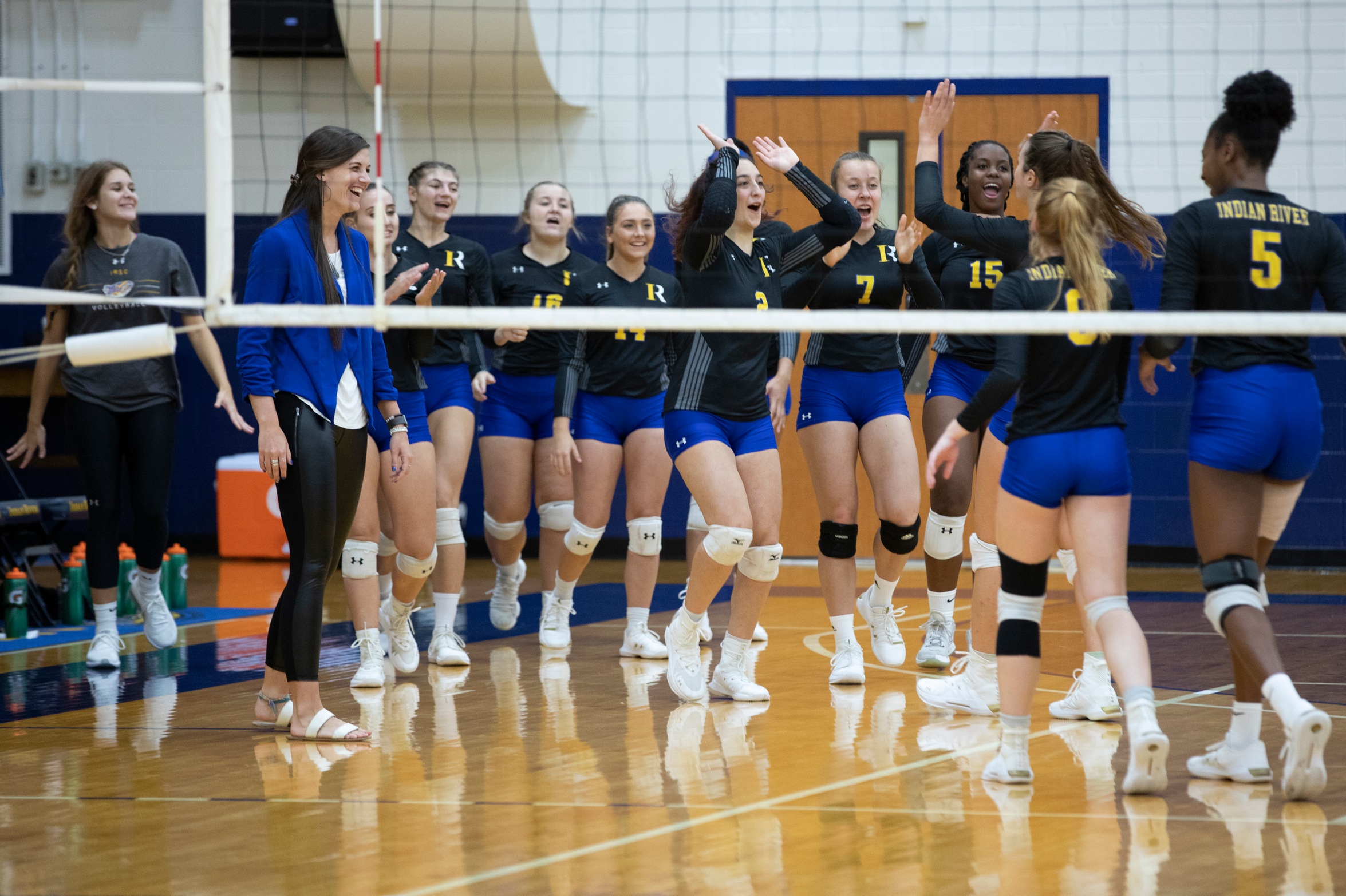 River Gets First Sweep of the Season